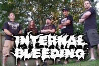 Zakladatelé slam death metalu přicházejí na Obscene Extreme 2015!!!   INTERNAL BLEEDING!!!